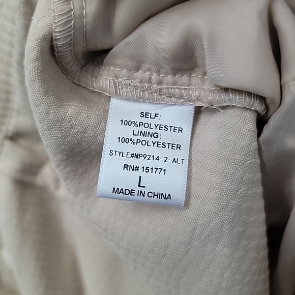 Altar’d State MP9214-2 Women's Sz L Cream High Rise Belted Corduroy Shorts $60 - Picture 6 of 6